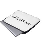 おしゃれなモダン ミニマリスト 名前を追加 ラップトップスリーブ (正面下部)