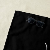 おしゃれなモノグラム名前スクリプト ブラック ゴールド ビーチタオル (インサイチュ)