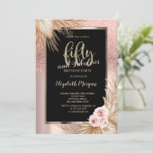 おしゃれなローズゴールドグリッター パンパス ローズ 50歳の誕生日 招待状 (スタンド正面)
