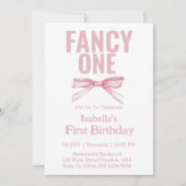 おしゃれなワンピース ピンクの蝶ネクタイ コケティー ガール 1歳の誕生日 招待状 (正面)