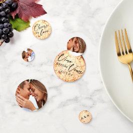 おしゃれなヴィノ　誓いの前に　ワインボトルキャップ　写真　イニシャル コンフェッティ