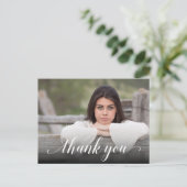 おしゃれな写真 卒業式 白いスクリプト ありがとう ポストカード (スタンド正面)