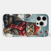 おしゃれな冬の装いと帽子をかぶったトラ猫 iPhoneケース (裏面横)