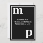 おしゃれな小文字のイニシャル 黒 Save the Date 招待状 (正面)