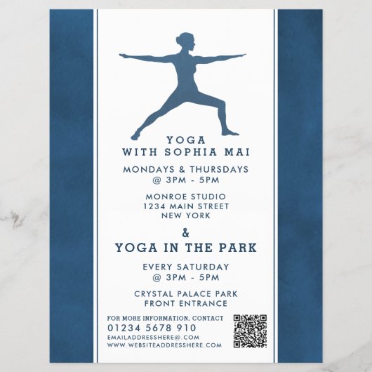 おしゃれな現代的なネイビーブルーのヨガクラス広告 チラシ (正面)