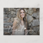 おしゃれな白いスクリプトの卒業式感謝カード ポストカード (正面)