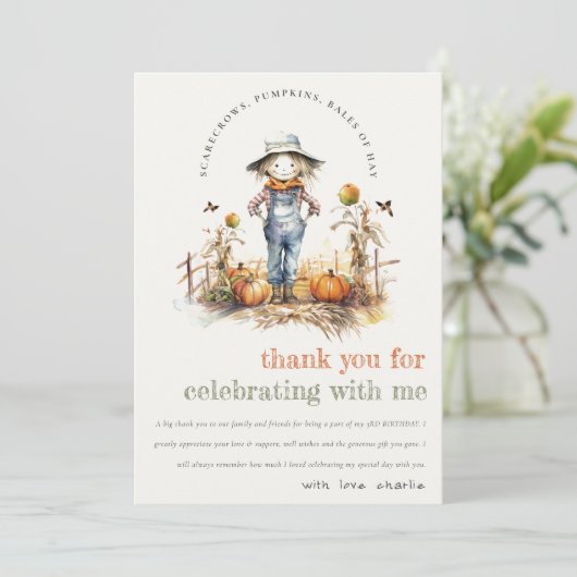 おしゃれな秋のカボチャのかかしハーベスト子供の誕生日 サンキューカード (スタンド正面)