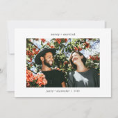 おしゃれな結婚報告カード　２枚の写真付き シーズンカード (正面)