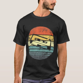 おしゃれな音楽好きのためのレトロなカセットテープ 80年代少年 Tシャツ