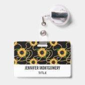 おしゃれな黄色のひまわり モダンなパターン 黒 バッジ (裏面（伸縮クリップ）)