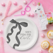 おしゃれな黒いリボンの結婚前のお祝いデコレーション ペーパープレート (パーティー)