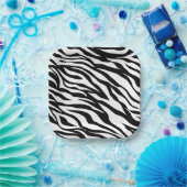 おしゃれな黒と白のゼブラ柄サファリ誕生日パーティー ペーパープレート (パーティー)