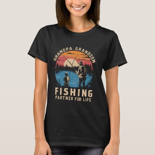 おじいちゃんと孫の釣り仲間、一生の友達 面白いファ Tシャツ (正面)