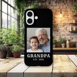 おじいちゃんのタイプラフィー写真 ブラック iPhone 16ケース