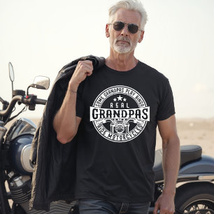 おじいちゃんはビンゴをする 本当のおじいちゃんはバイクに乗る Tシャツ