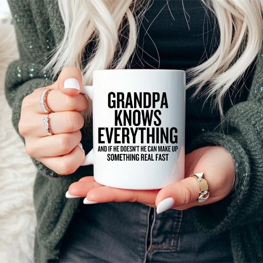 おじいちゃんは何でもおもしろい知る マグカップ