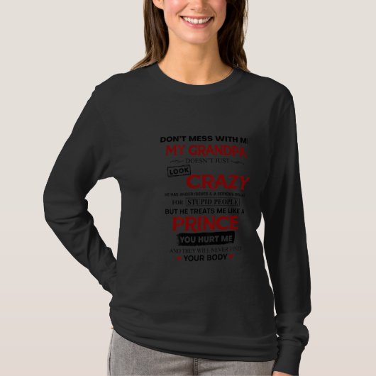 おじいちゃんは僕を王子のように扱ってくれる Tシャツ (正面)