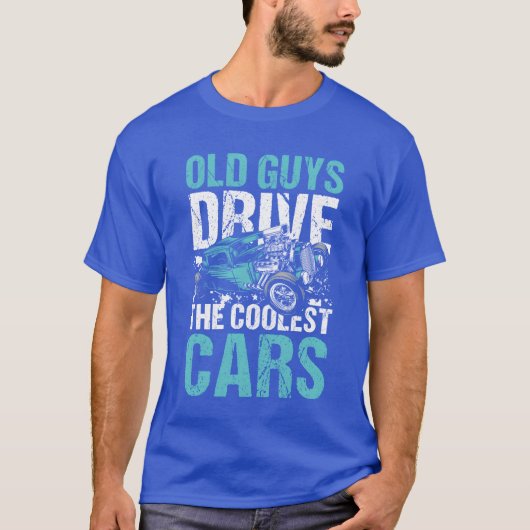 おじいちゃんは最高にかっこいい車を運転する女の子 Tシャツ (正面)