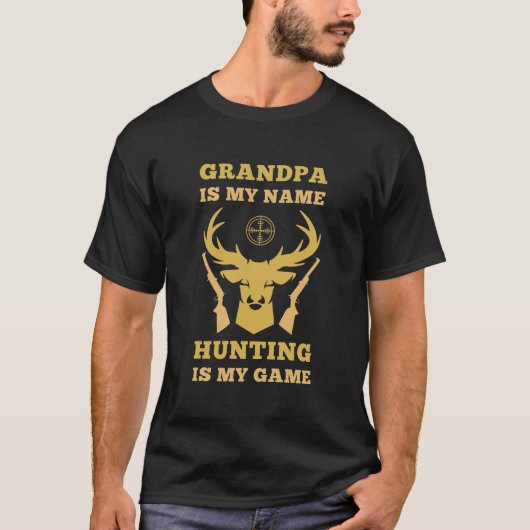おじいちゃんは私の名前狩りは私のゲームHunter Gift Tシャツ (正面)