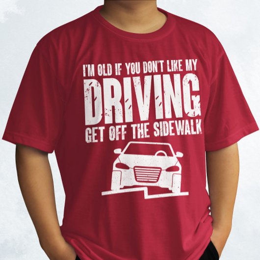 おじいちゃんもしおばあちゃんを運転するのが好きじゃない Tシャツ