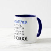 おじいちゃんクールは最高の古い学校の可愛いおもしろい引用文 マグカップ (正面右)