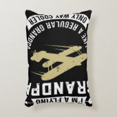 おじいちゃん飛んでいる アクセントクッション (正面(垂直))