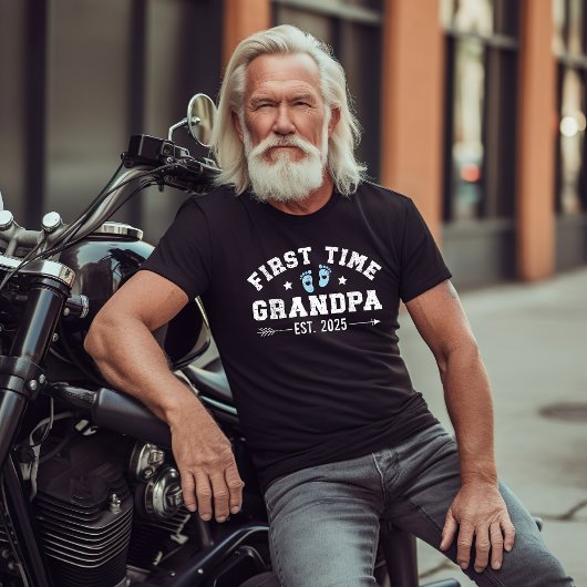 おじいちゃん2025年祖父が2025年になるために初めて Tシャツ