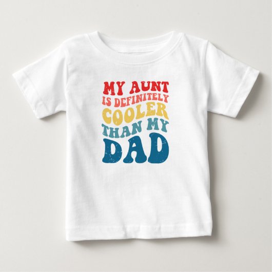 おじよりおばがカッコいいに決まってる ベビーTシャツ (正面)