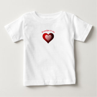 おじパーソナライズされたいちゃんハート ベビーTシャツ