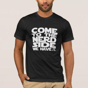 おたく来側にPiがある Tシャツ