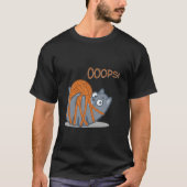 おっと!おもしろい糸玉遊付きかわいい猫 Tシャツ (正面)