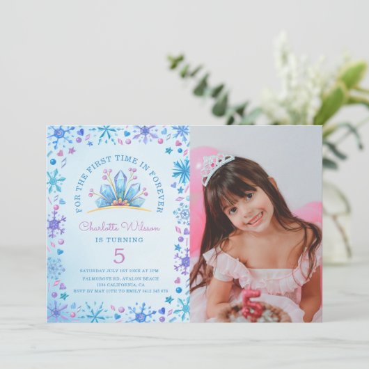 おとぎ凍っていらい物語アイスプリンセス写真誕生日 招待状 (スタンド正面)