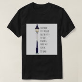 おとぎ話に十分な古いCSルイスグリーティングカード Tシャツ (デザイン正面)