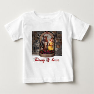 おとぎ話の美しいとビーストバイチェンナイ・インディップス ベビーTシャツ