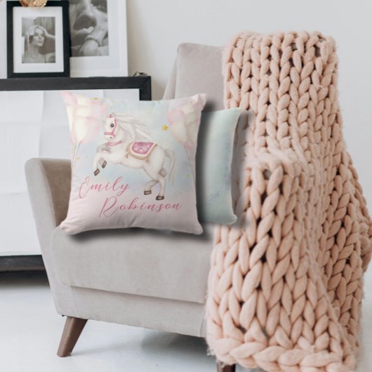 おとぎ話の赤ちゃん女の子ポニーピンクのバルーン星 クッション