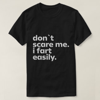 おならがでやすいからびっくりさせないでね おもしろTシャツ Tシャツ