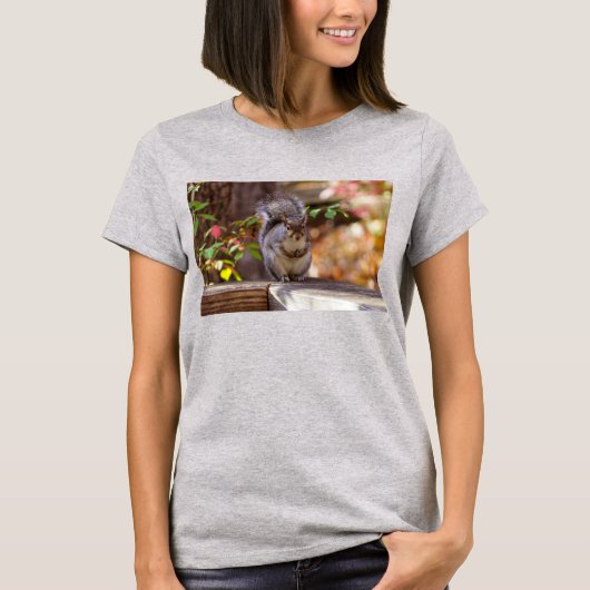 おねだりリスTシャツ Tシャツ (正面)