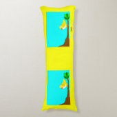 おはようの黄色の鳥の抱き枕 ボディピロー (正面縦)