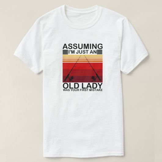おばあさんなら君の最初の魚だったよ Tシャツ (デザイン正面)