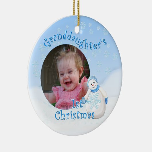 おばあさんの初めてのクリスマス雪だるまラウンド写真 セラミックオーナメント (右)