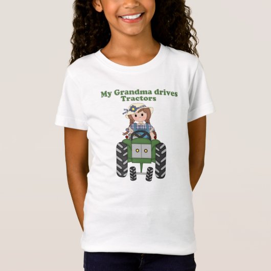 おばあちゃんがトラクターを運転する Tシャツ (正面)