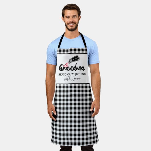 おばあちゃんが季節を愛で彩る エプロン (着用した状態)