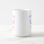 おばあちゃんが私の双子を愛している コーヒーマグカップ (中央)