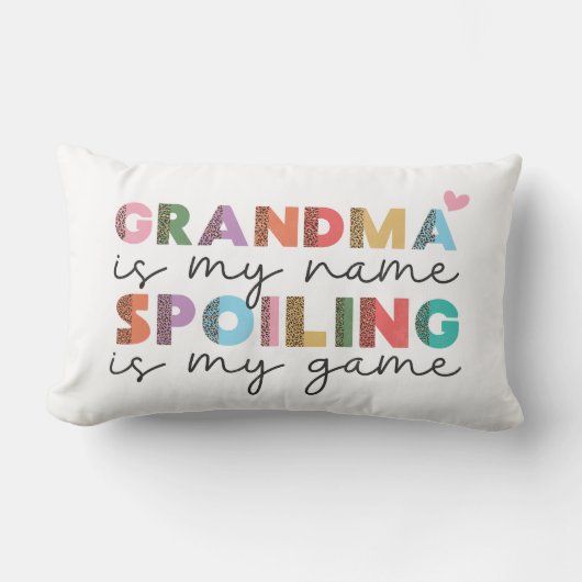 おばあちゃんが私の名前を台無しにするは私のゲーム ランバークッション (正面)