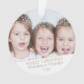 おばあちゃんとおじいちゃんのクリスマス写真の記念品 オーナメント (正面)