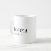 おばあちゃんになった記念ギフト コーヒーマグカップ (正面左)