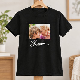 おばあちゃんになった スタイリッシュなブラックの手書きフォト Tシャツ