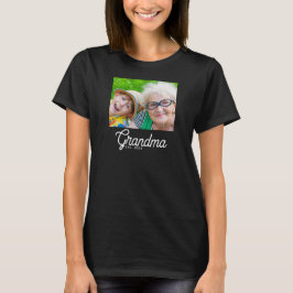 おばあちゃんになりましたスクリプトフォトTシャツ Tシャツ