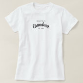 おばあちゃんになる発表 妊娠の知らせ おばあちゃんへのプレゼント Tシャツ (デザイン正面)