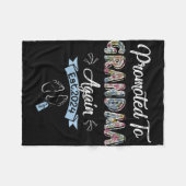 おばあちゃんに再びEst 2024妊娠の発表 フリースブランケット (正面(横))